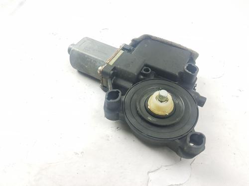Right front window motor VW TRANSPORTER T5 Van (7HA, 7HH, 7EA, 7EH) 2.0 TDI | BP31983423E20 