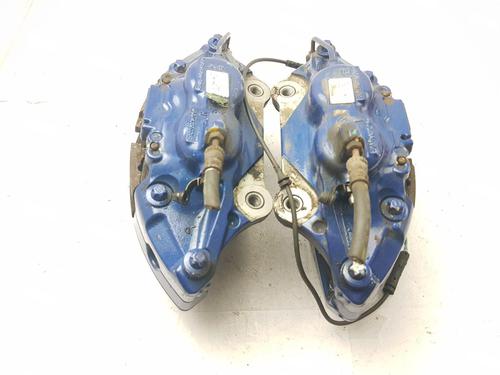 Used Right front brake caliper Right front brake caliper BMW 5 (G30, F90) 530 e Plug-in Hybrid (252 hp) 33996560 33996560