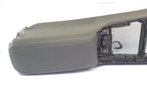 Armrest / Center console BMW 1 (F40) M 135 i xDrive | BP29292823I20 