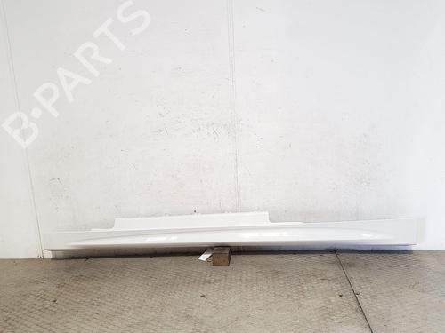 Used Left sideskirt BMW 4 Convertible (F33, F83) 420 d (190 hp) 29756067