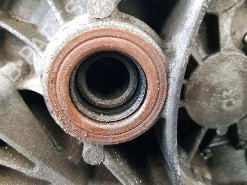 Gearbox VOLVO V40 Hatchback (525) D2 | BP30138011M3