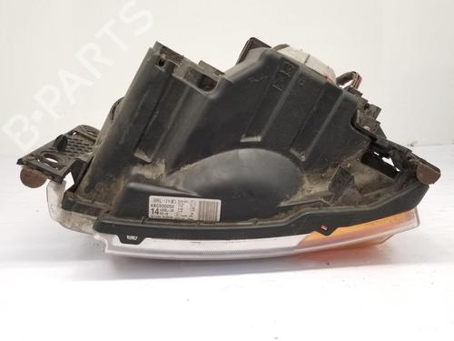 Left headlight LAND ROVER DISCOVERY III (L319) 2.7 TD 4x4 | BP28684022C28 