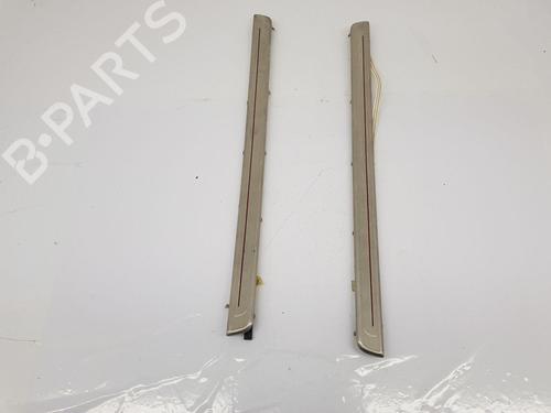 Højre sidekjole Højre sidekjole VW GOLF VII (5G1, BQ1, BE1, BE2) 2.0 GTI (230 hp) 34142118 34142118