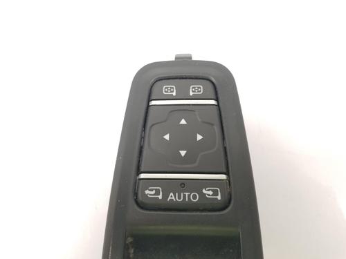 Right front window switch NISSAN NV300 Van (X82) | BP31365650I26