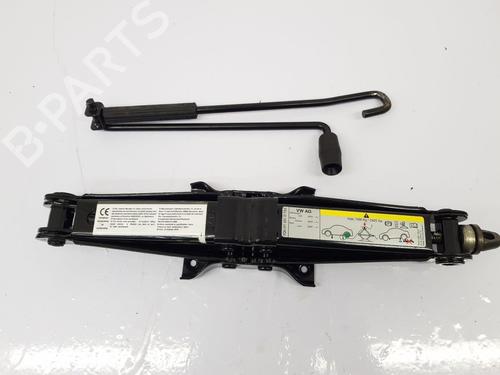 jack-kit-skoda-octavia-iii-combi-5e5-5e6-2012-2013-2014-2015-2016-2017-2018-2019-2020-32127577 main image