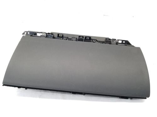glove-box-tesla-model-3-5yj3-2017-40596477 main image