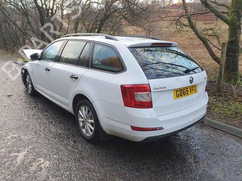 Left taillight SKODA OCTAVIA III Combi (5E5, 5E6) 1.6 TDI | BP32004061C34  - Image 15