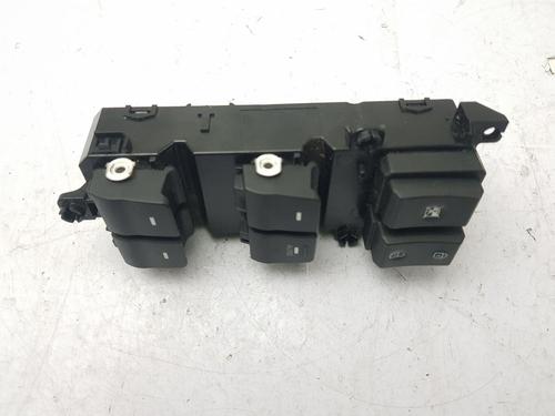 Used Right front window switch Right front window switch HYUNDAI TUCSON (TL, TLE) 1.7 CRDi (116 hp) 33246861 33246861