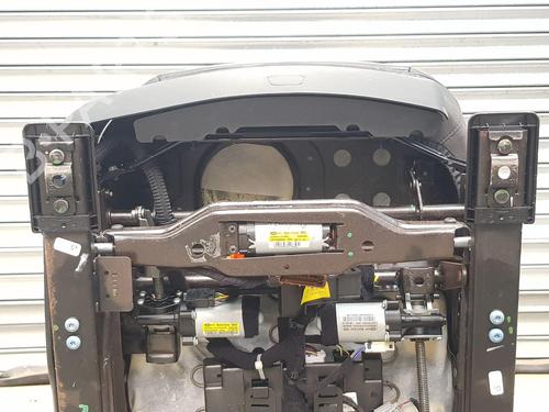 Right front seat MASERATI LEVANTE SUV (M161) 3.0 D Q4 | BP36052138C16  - Image 25