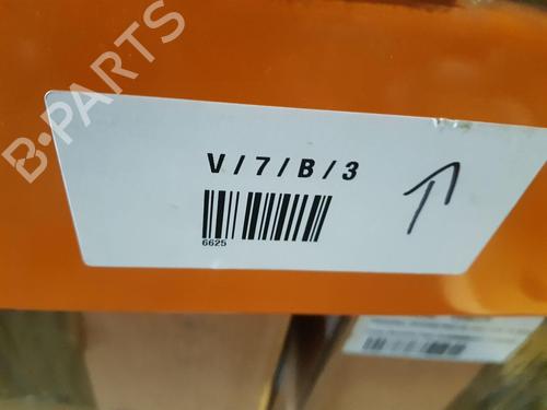 Fuse box MCLAREN 570S 3.8 | BP38513876E1 - Image 7