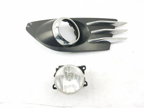 Used Left front fog light PEUGEOT 5008 (0U_, 0E_) 1.6 HDi (112 hp) 29316237