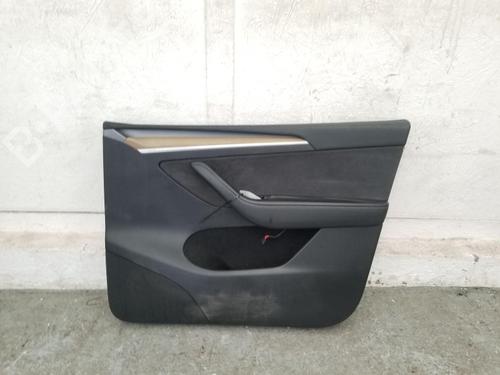 Used Front right panel Front right panel TESLA MODEL Y (5YJY) Long Range All-wheel Drive (514 hp) 40606478 40606478