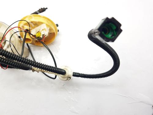 Fuel pump LAND ROVER DISCOVERY III (L319) 2.7 TD 4x4 | BP26509310M76 