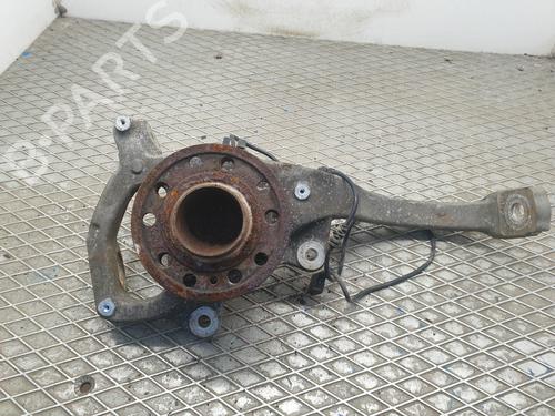 Used Left front steering knuckle MERCEDES-BENZ C-CLASS (W205) C 220 BlueTEC / d (205.002, 205.004) (170 hp) 24810344