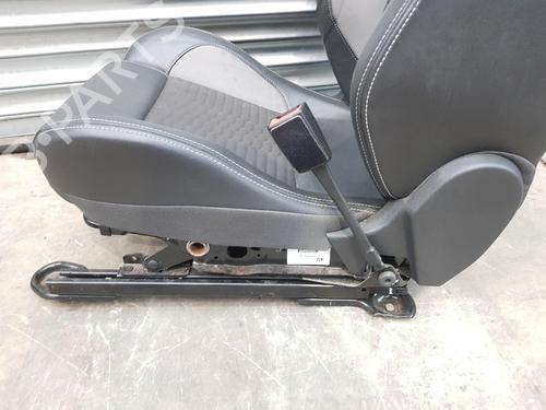 Right front seat FORD FOCUS III 2.0 ST | BP22663044C16 