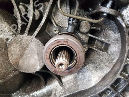 Gearbox VAUXHALL CORSA Mk IV (E) (X15) 1.4 | BP29144059M3