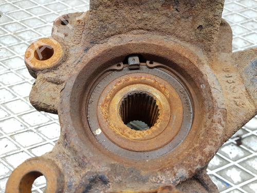 Right front steering knuckle FORD KUGA II (DM2) 2.0 TDCi 4x4 | BP25839238M26 