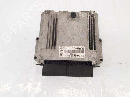 Used Engine control unit (ECU) Engine control unit (ECU) LAND ROVER DEFENDER Station Wagon (L663) D200 SD4 4x4 (200 hp) 34407023 34407023