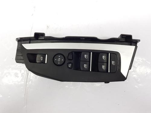 Used Right front window switch BMW X4 (G02, F98) xDrive M40 i (360 hp) 31864326
