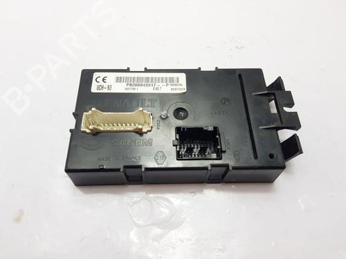 Elektronisk modul RENAULT TRAFIC II Van (FL) 2.0 dCi 115 (FL01, FL0U) (114 hp) 26012856
