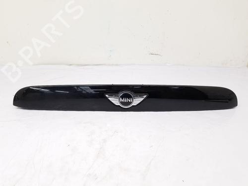 Used Tailgate handle Tailgate handle MINI MINI (F56) Cooper (136 hp) 40221740 40221740