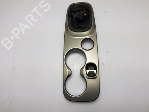 Used Shift knob FIAT 500X (334_) 1.6 D Multijet (334AXA1B, 334AXA11) (120 hp) 22683882