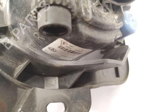 Right front fog light LEXUS IS II (_E2_) 200d (ALE20_, ALE20R) | BP31819659C31