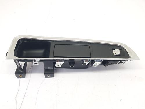 Used Right rear window switch Right rear window switch 39447593 39447593