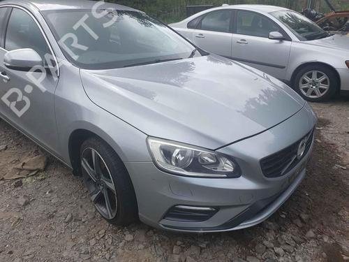 Used Parts VOLVO S60 II (134)  D4  4270554