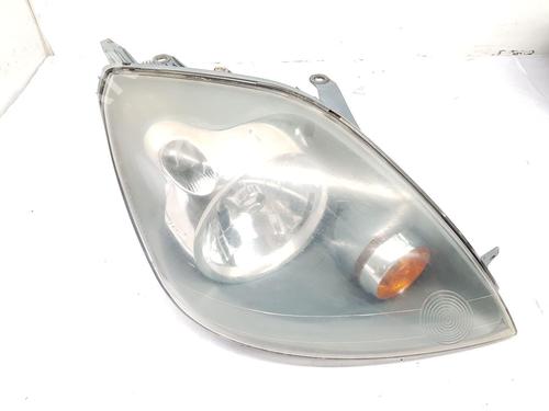 Used Right headlight FORD FIESTA V (JH_, JD_) 1.4 16V (80 hp) 30554700