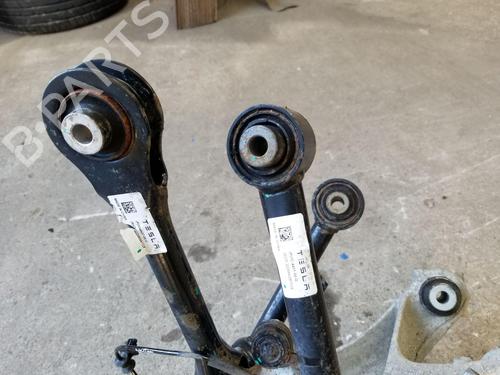 Right rear steering knuckle TESLA MODEL 3 (5YJ3) EV AWD | BP35746043M28 - Image 8