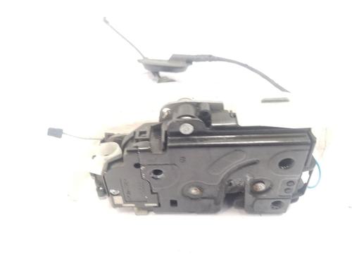 Front right lock VW TRANSPORTER T5 Van (7HA, 7HH, 7EA, 7EH) 2.0 TDI | BP25838997C97 