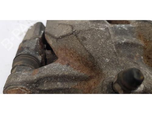 Right front brake caliper LEXUS IS III (_E3_) 300h (AVE30_, AVE30R) | BP29492525M104 