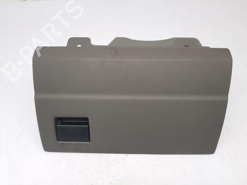 Used Glove box VAUXHALL ZAFIRA A (T98) 1.6 16V (101 hp) 30290388