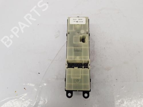 Used Right front window switch Right front window switch NISSAN QASHQAI I (J10, NJ10) 2.0 dCi All-wheel Drive (150 hp) 34042936 34042936