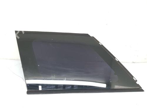 Used Rear left quarter glass Rear left quarter glass LAND ROVER RANGE ROVER IV (L405) 3.0 TDV6 4x4 (258 hp) 34639432 34639432