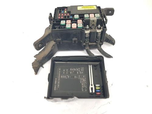 Used Fuse box Fuse box 38513874 38513874
