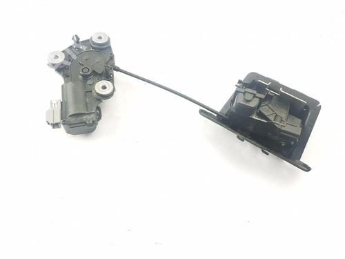 Tailgate lock VOLVO XC90 II (256) B5 Mild-Hybrid AWD | BP31365618C101