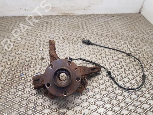 Used Right front steering knuckle FIAT 500L (351_, 352_) 1.3 D Multijet (199LXY1A, 199LXY11) (84 hp) 30471424