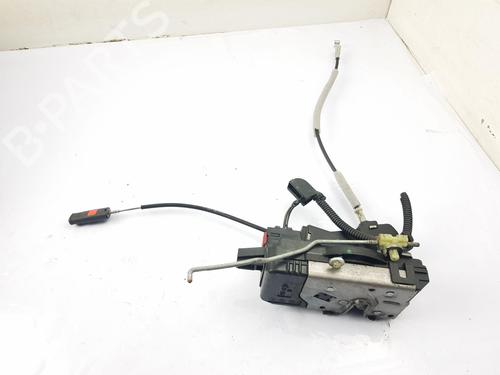 Cerradura puerta delantera derecha VAUXHALL VECTRA Mk II (C) GTS (Z02) 1.8 (140 hp) 30796170