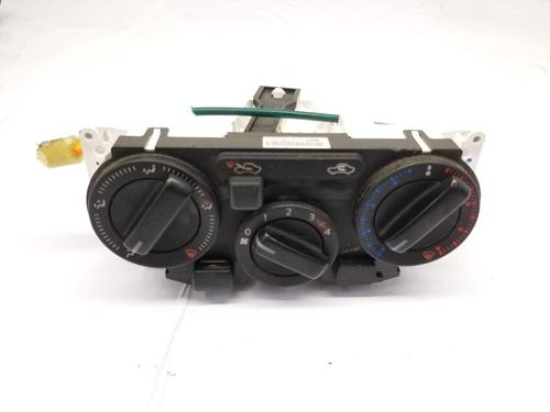 climate-control-nissan-nv200-van-2010-31722924 main image