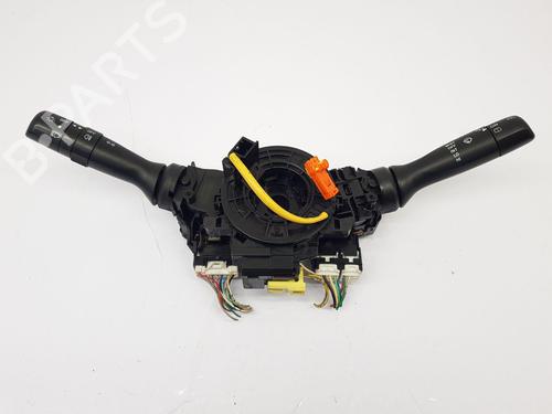 Commodo Essuie Glace / Phare TOYOTA AYGO (_B1_) 1.0 (KGB10_, KGB10R) (68 hp) 32127595