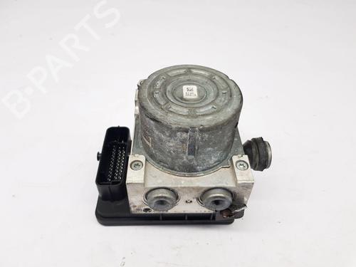 Used ABS pump RENAULT TRAFIC III Van (FG_) [2014-2025]  28120158