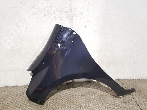 Used Left front fenders TOYOTA YARIS (_P13_) 1.3 (NSP130_, NSP130) (99 hp) 31282745