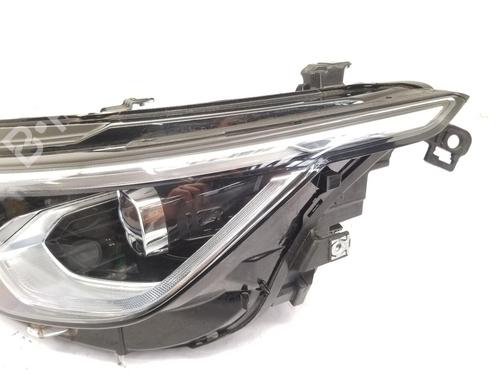 Left headlight VW GOLF VIII (CD1, DA1) 2.0 TDI | BP29316109C28 