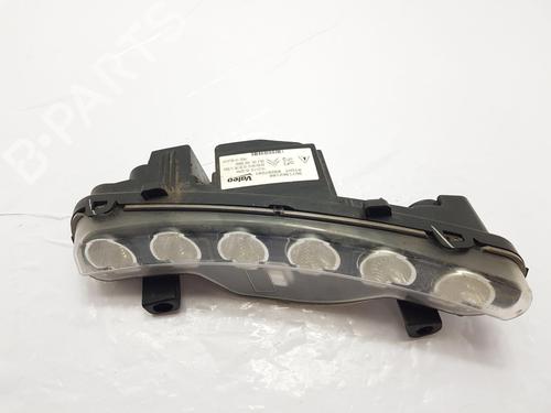 Højre positionslygte DS DS 3 (SA_) 1.6 BlueHDi 100 (SABHY0, SABHYT) (99 hp) 23652864