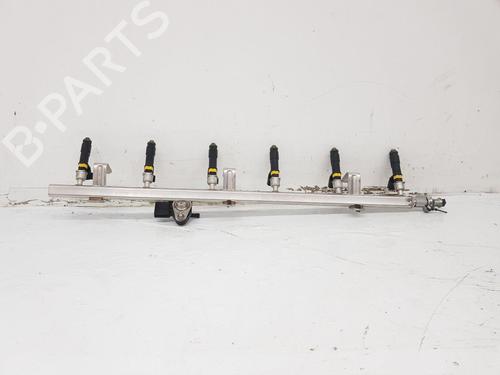 Used Injection rail ASTON MARTIN VANQUISH Volante 6.0 (573 hp) 22665918