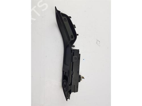 Used Right front window switch FORD FOCUS III 1.6 Flexifuel (120 hp) 22658798