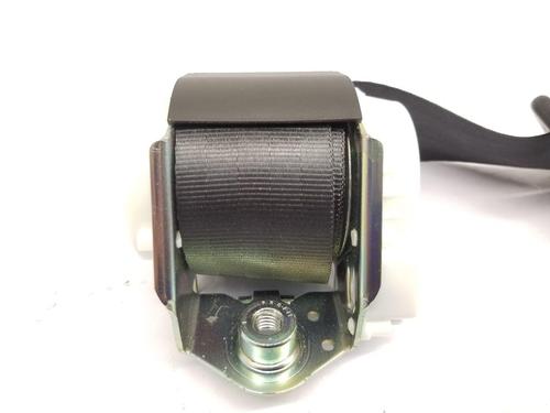 Rear center seatbelt FORD FIESTA VI (CB1, CCN) 1.4 | BP27975024I27 