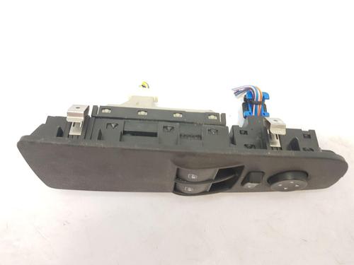 Used Right front window switch FIAT GRANDE PUNTO (199_) 1.4 (199AXB11, 199AXB1A, 199BXB1A, 199AXL1A) (77 hp) 28710836